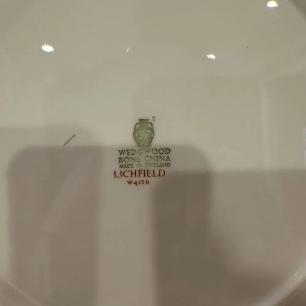 Wedgwood‎ England Linchfield Pattern Fine Bone China Large Round Serving Platter